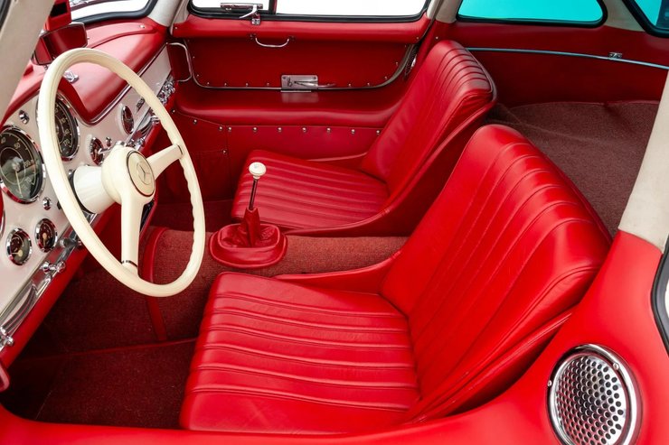 Салон Mercedes 300SL Gullwing