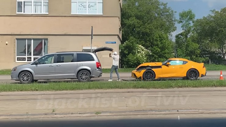 дтп тойота супра, Toyota Supra, Toyota Supra A90, купе Toyota, спорткар Toyota, Toyota GR Supra, ДТП во Львове