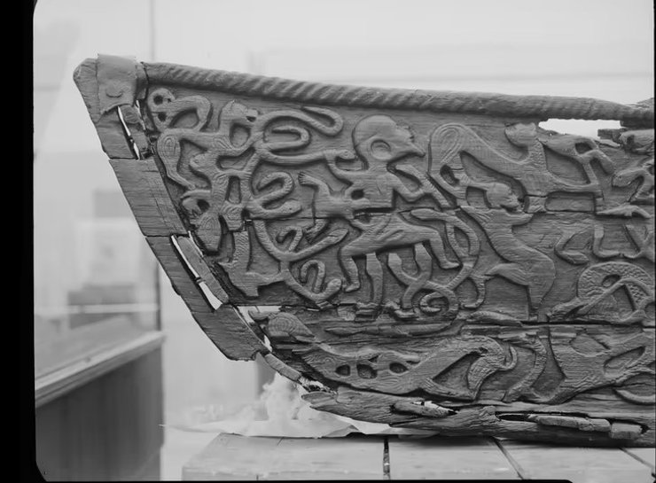 Викинги, казнь, змеи