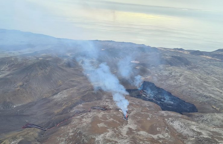 вулкан Фаградальсфьядль, извержение