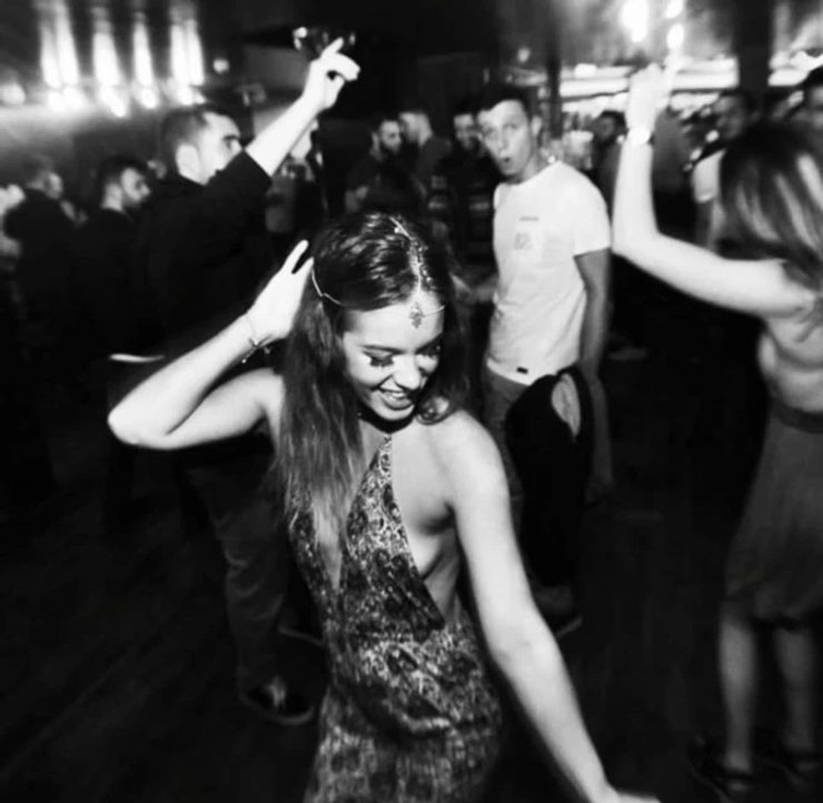 Шотландия, учительница, выпускной, учительница соблазнила ученика, образование в Шотландии