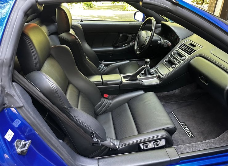 Салон Acura NSX 2005