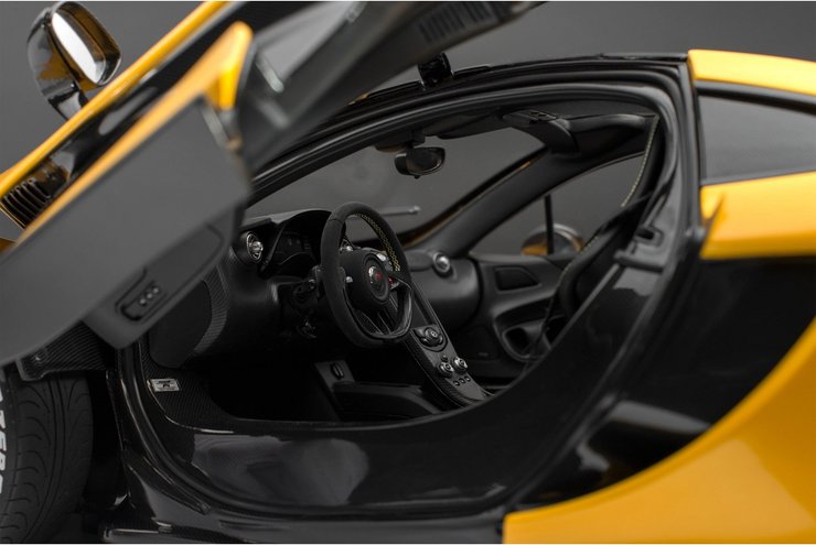 масштабна модель МакЛарен, масштабна копія McLaren, McLaren P1, суперкар McLaren, McLaren P1 2013