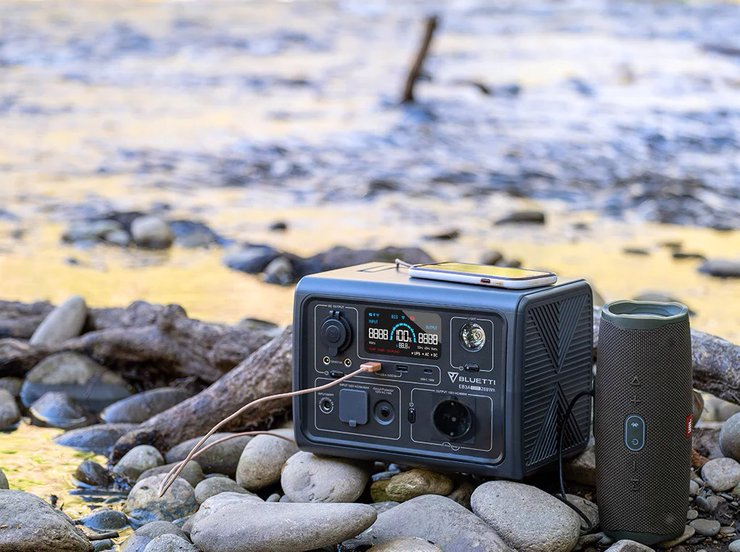 Bluetti EB3A, зарядная станция