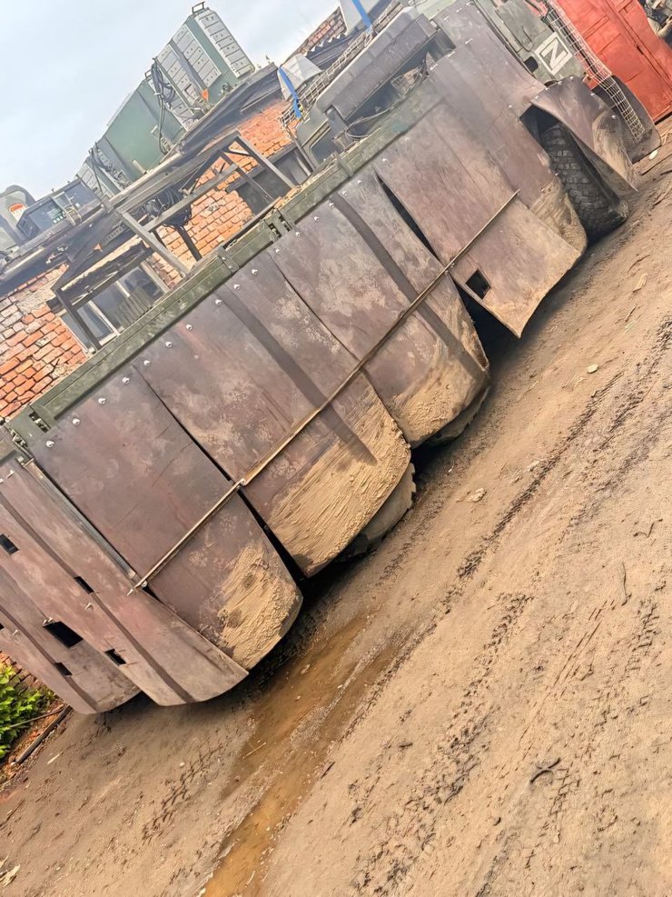 Зброя РФ, КАМАХ, броня, гума