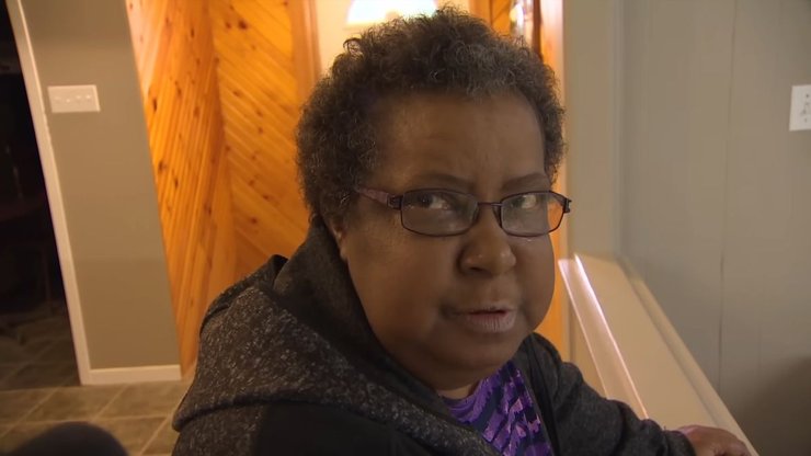 Тетя и племянник выиграли в лотерею, тетя хотела подать в суд на племянника, деньги, главный приз, победа в лотерее