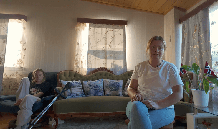 Анна Ковальчук с Марией Ковальчук на реабилитации в Норвегии