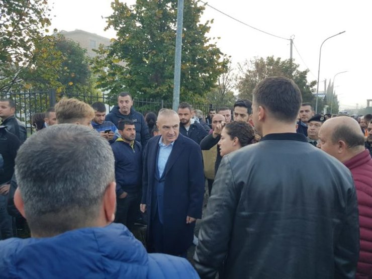 Землетрясение в Албании, фото