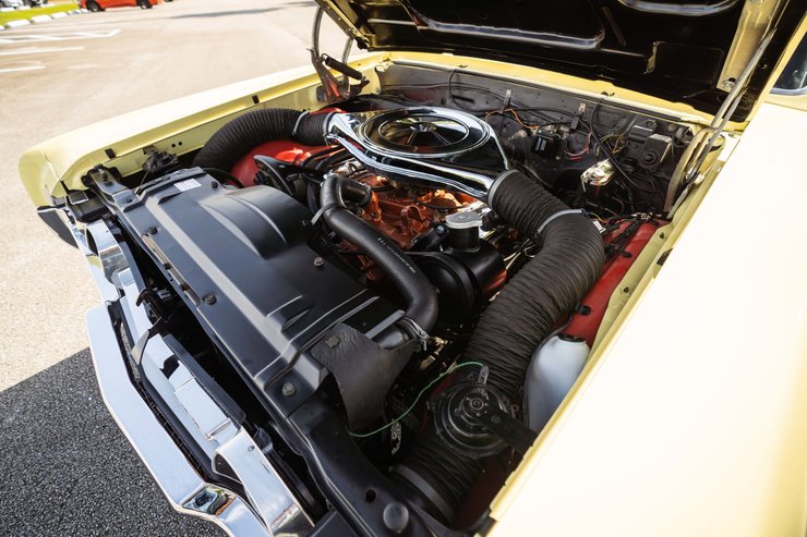 Двигатель Oldsmobile 442 W30 1967 года