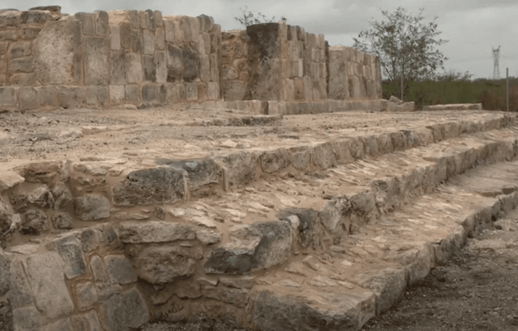 сходи, споруди, руїни, фото