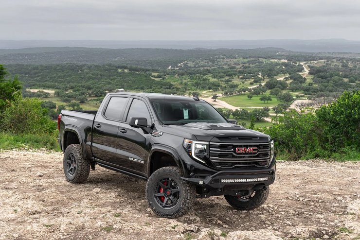 Автомобиль GMC Sierra
