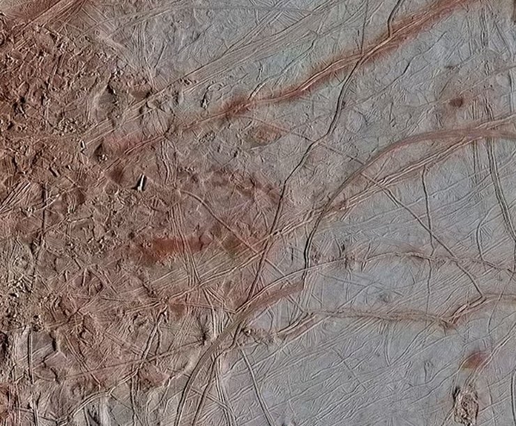 Європа, супутник Юпітера, поверхня