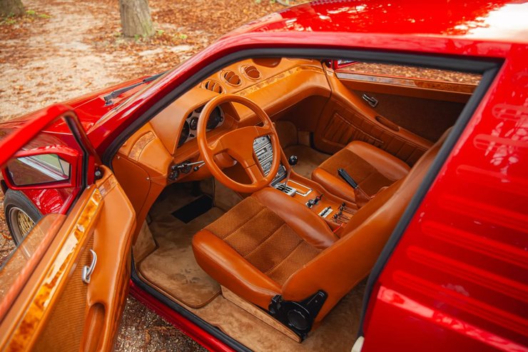 салон Sbarro Super Eight, Ferrari 308, хетчбек Ferrari