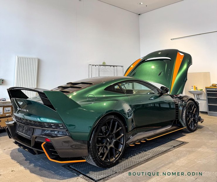 Aston Martin Valiant, новые суперкары, роскошные авто, самые дорогие авто в Украине