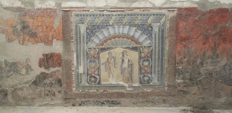 Добре збережена давньоримська мозаїка на стіні в Геркуланумі,