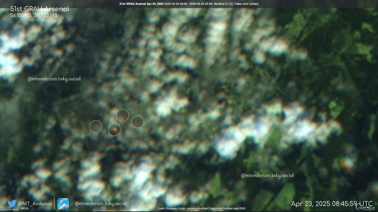 Удар по РФ, 15 арсенал ГРАУ, вибухи, Киржач, фото супутника, точки займання