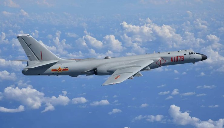 бомбардировщик H-6