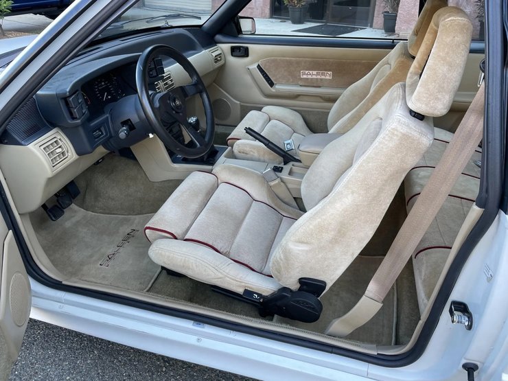 салон Mustang Saleen, Ford Mustang, Ford Mustang 1989, тюнинг Ford Mustang