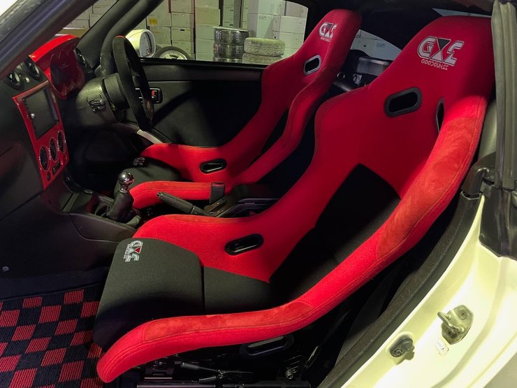 салон daihatsu, Porsche 911, копія Porsche 911, клон Porsche 911, Daihatsu Copen