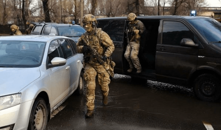 люди в форме, оружие, мотор сич, сбу, собрание акционеров