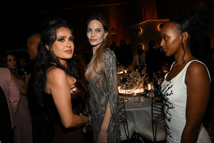 сальма хайек золотой глобус 2025 анджелина джоли