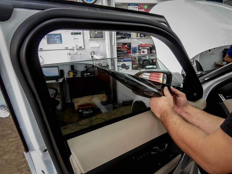 Українсько-польський кордон, тонування скла, виїзд у Польщу, Тонування скла у Польщі, знімати тонування скла