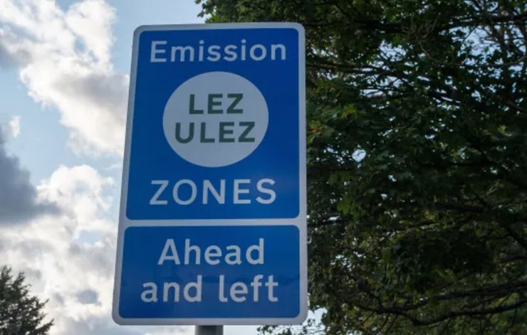 Зона сверхнизких выбросов, дорожный знак, дорожная камера, штрафы, автомобиль, движение, дорожное движение