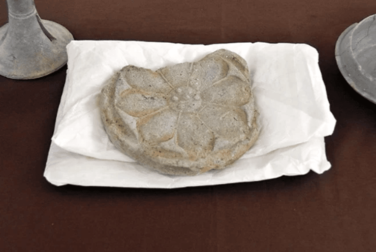 Открытие древней гробницы, Археология, префектура Нара, Япония, история, раскопки, История монастыря Хорюдзи, Монастырь Хорю, Артефакты эпохи принца Сётоку