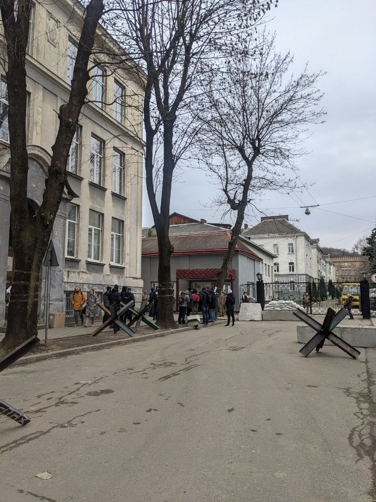 Військкомат черга тероборона заклик мобілізація ЗСУ вторгнення Росія Львів добровольці