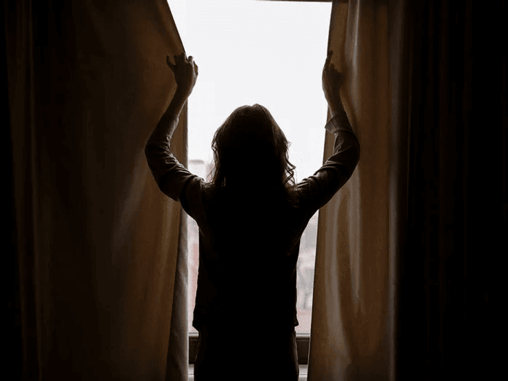 проветривание, комната, шторы, окно, человек, фото