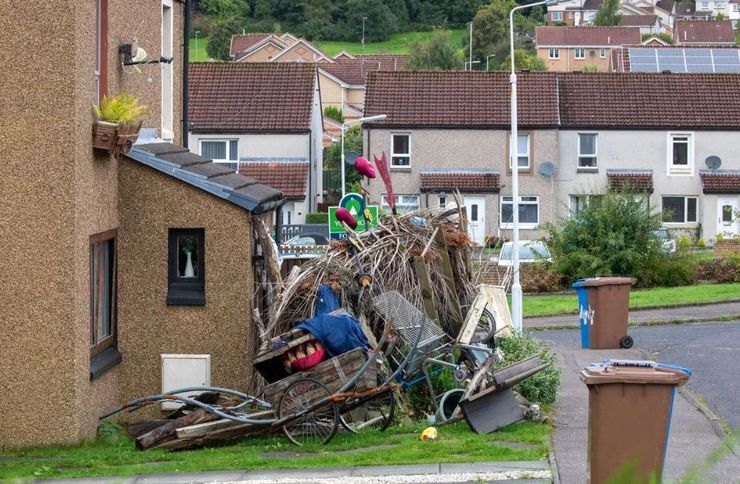 Джон Кірбі з Великої Британії, продаж нерухомості, житло, скульптура, інсталяція, сучасне мистецтво, курйози
