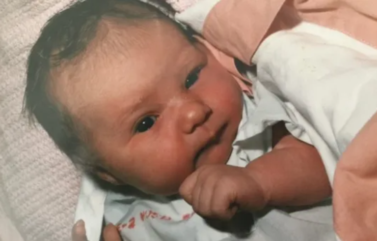 Ребекка Шеррок из Брисбена, женщина помнит себя еще в утробе матери, диагнозы, заболевания, странные расстройства