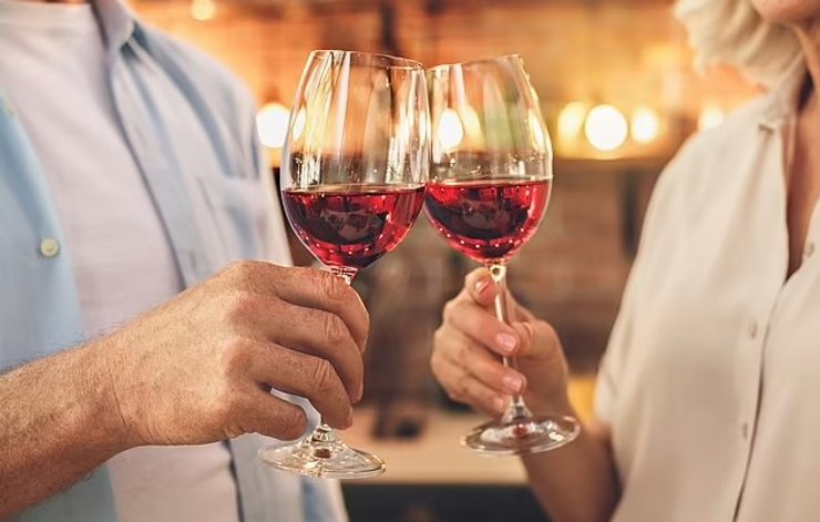 вино, побачення