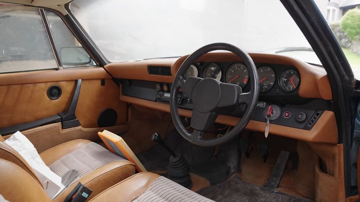 Porsche 911 SC, Porsche 911, Triumph TR6, заброшенные авто, ретро авто