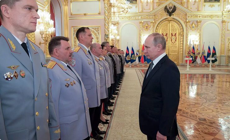 путін і генерали