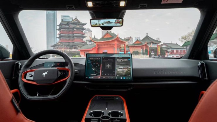 салон Форд Бронко