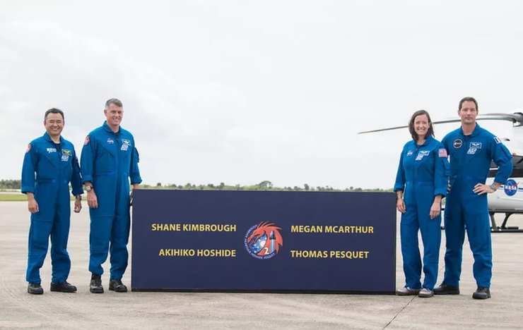 NASA, SpaceX, ботинки, астронавт