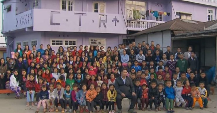 Зиона Чана, секта, многоженец