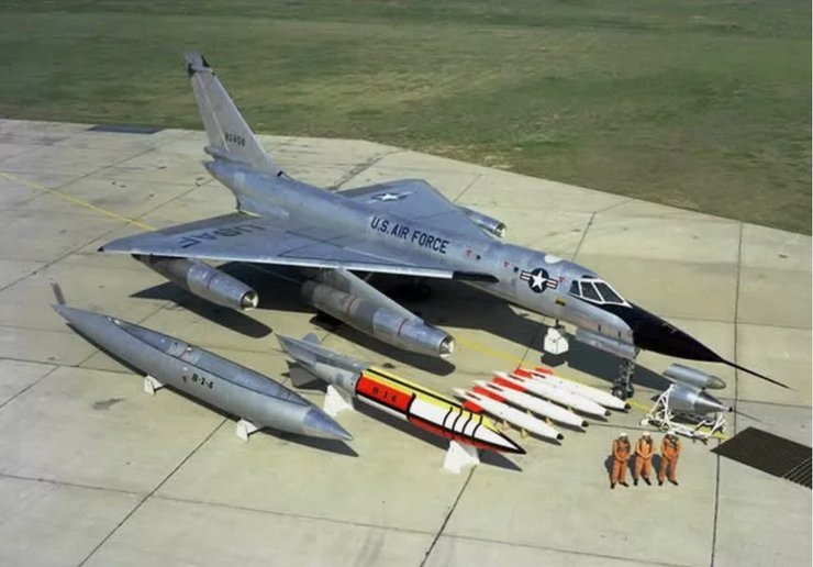 бомбардувальник B-58