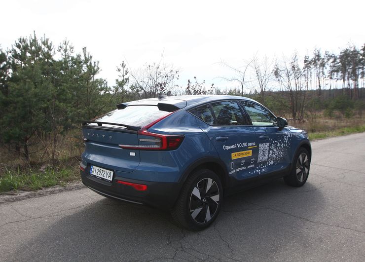 кроссовер Volvo C40, Volvo C40, Volvo C40 2024, новый Volvo C40 Recharge, электромобиль Volvo, кроссовер Volvo