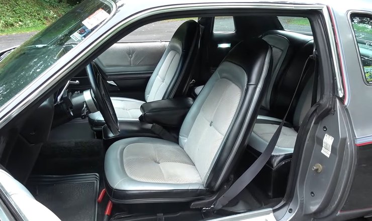 салон Додж Чарджер, Додж Чарджер, Додж Чарджер 1977 года