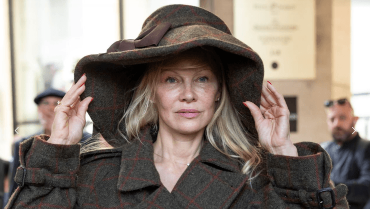 Памела Андерсон