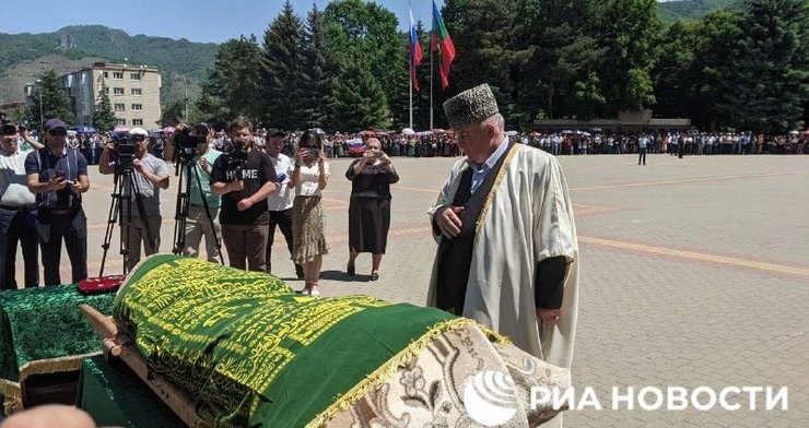 Генерал-майор авиация Канамат Боташев погиб ликвидация смерть похороны