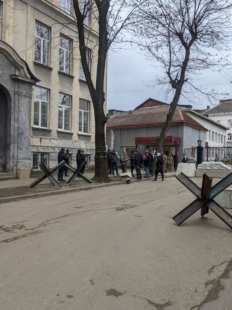 Військкомат черга тероборона заклик мобілізація ЗСУ вторгнення Росія Львів добровольці