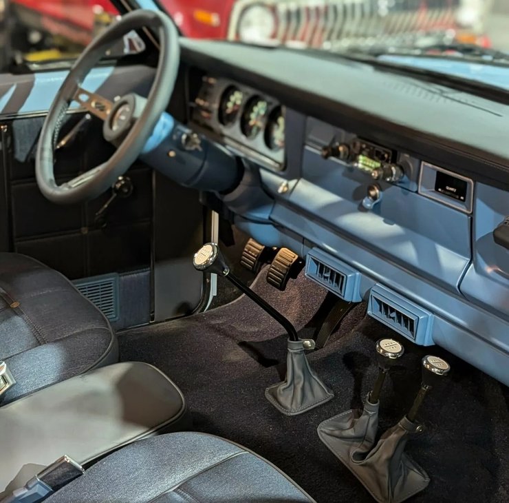 салон Jeep Cherokee 1979, Jeep Cherokee, тюнинг Jeep Cherokee 1979, Jeep Cherokee