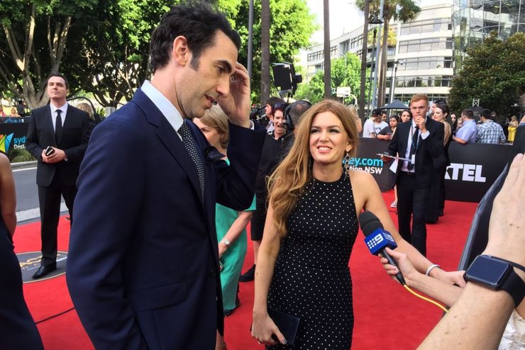 Саша Барон Коэн и Айла Фишер