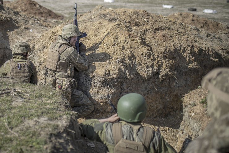 розстріл біля Кринок, вбивства українських полонених, розстріл українських полонених, битва за Кринки, розстріл біля Кринків, розстріл під Кринками, воєнний злочин, воєнні злочини, вбивство комбатанта, вбивство полоненого, розстріл полоненого