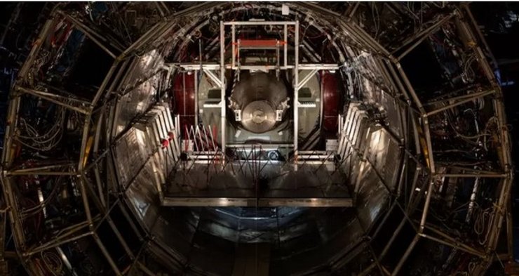 Большой адронный коллайдер