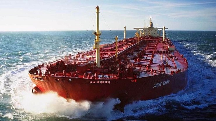 Крупные страховые откажутся от контрактов по страхованию перевозок нефти, если цена такой нефти будет выше 60 долларов за баррель