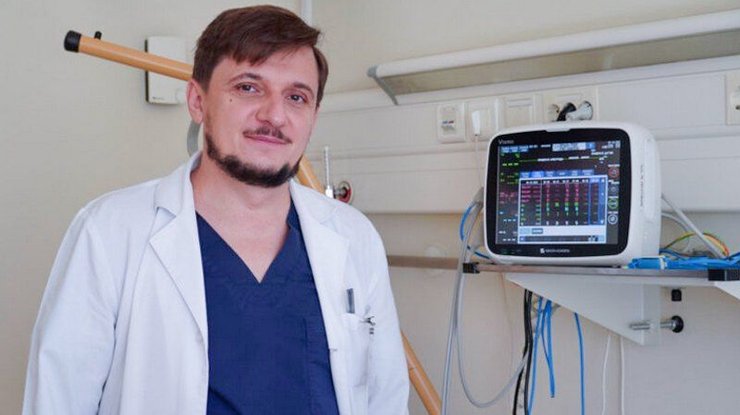 Дмитрий Лебединец, руководитель инсультного центра клинической больницы "Феофания", консультант Всемирного банка и Министерства здравоохранения Украины по вопросам инсульта, председатель группы экспертов Министерства здравоохранения Украины по неврологии и нейрохирургии